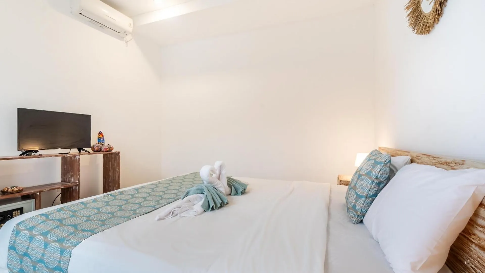 4-Bedroom Pool Villa Near Seminyak Center